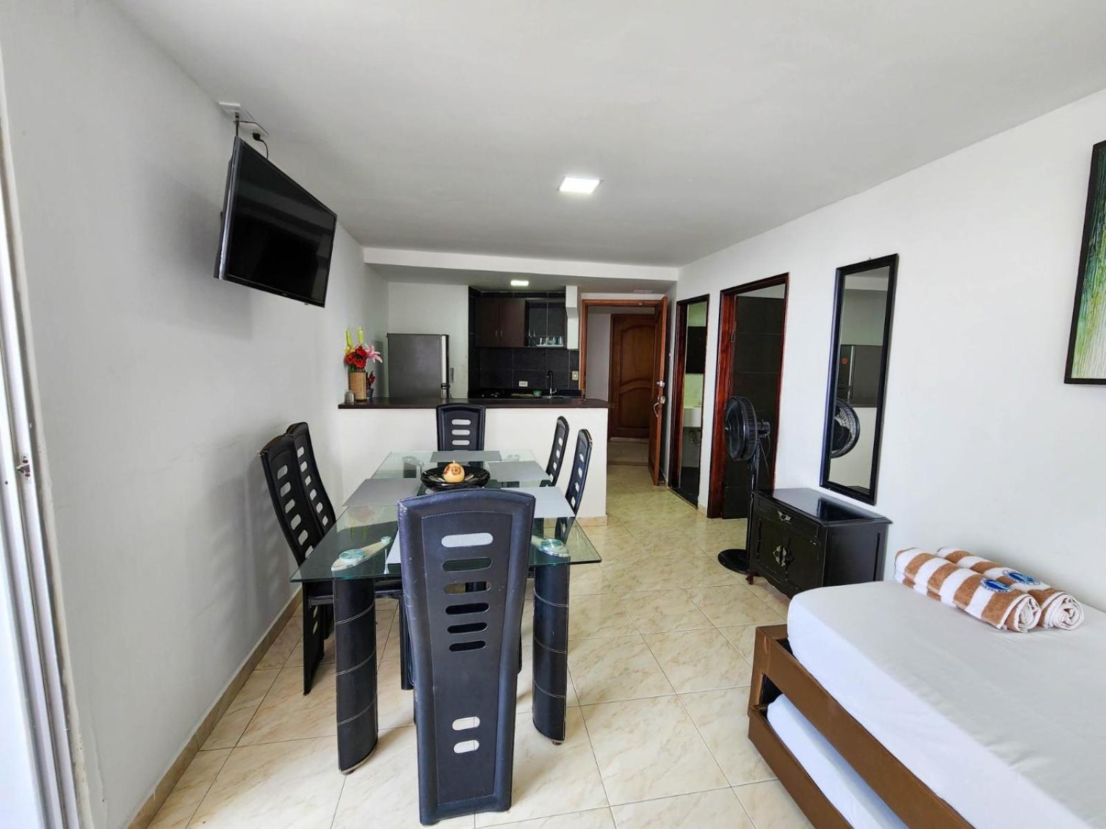 Apto Vista Al Mar Piso 7 * Cartagena